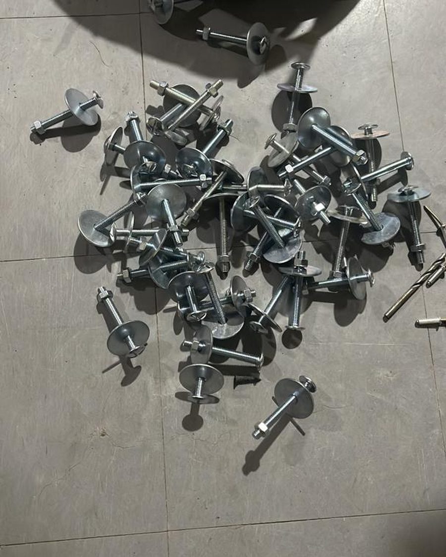 Galvanised mounting bolts and hardware for dish and panel frames.